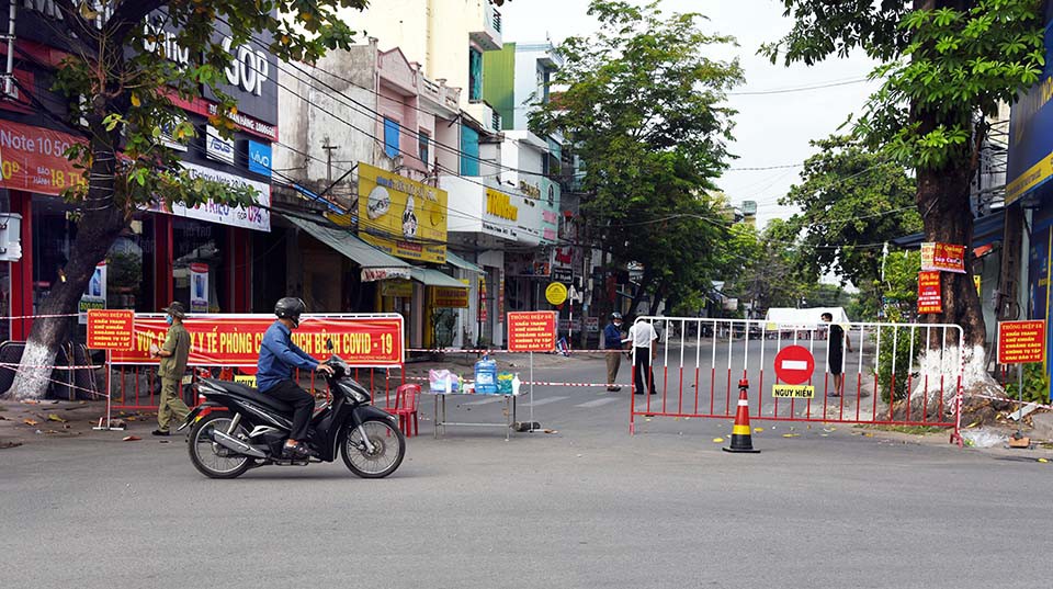 4akhu-vuc-cach-ly-dau-duong-nguyen-cong-phuong-tp-quang-ngai-1625452700.jpg