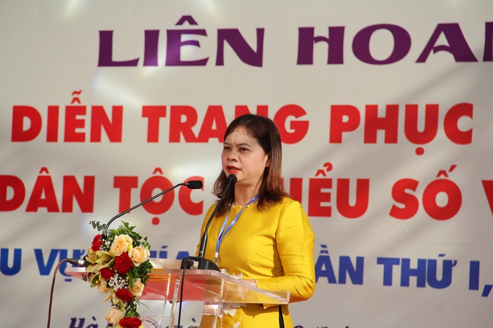 lien-hoa-trang-phuc-cac-dan-toc-thieu-so-1668785276.jpg