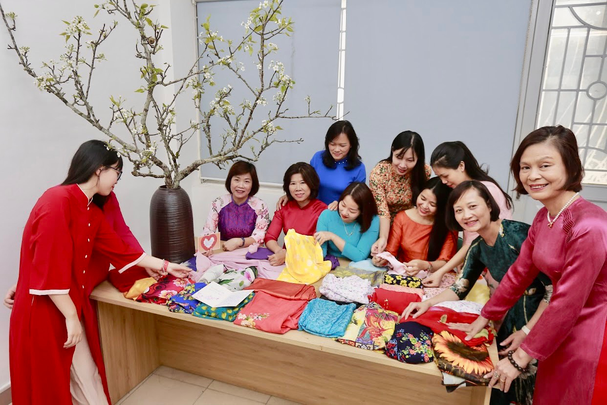 ao-dai-8-1677742100.png