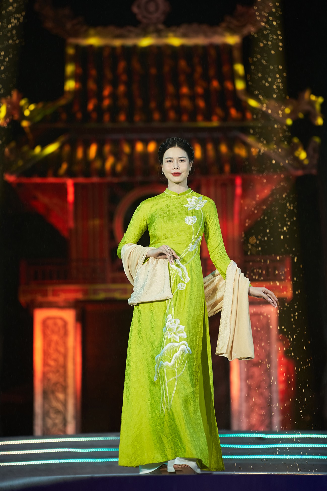 5-nghe-si-phuong-hanh-1698720110.jpg