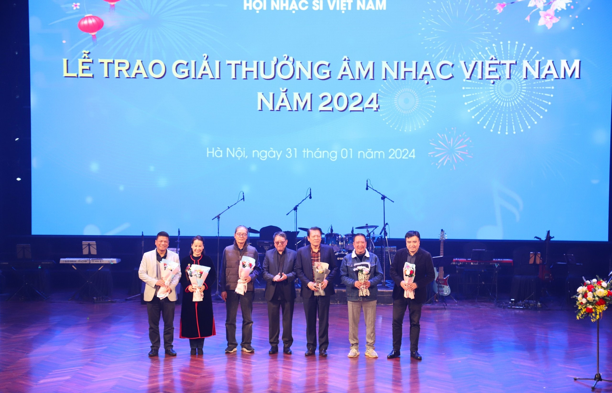 giai-thuong-am-nhac-20232-1706713645.jpg