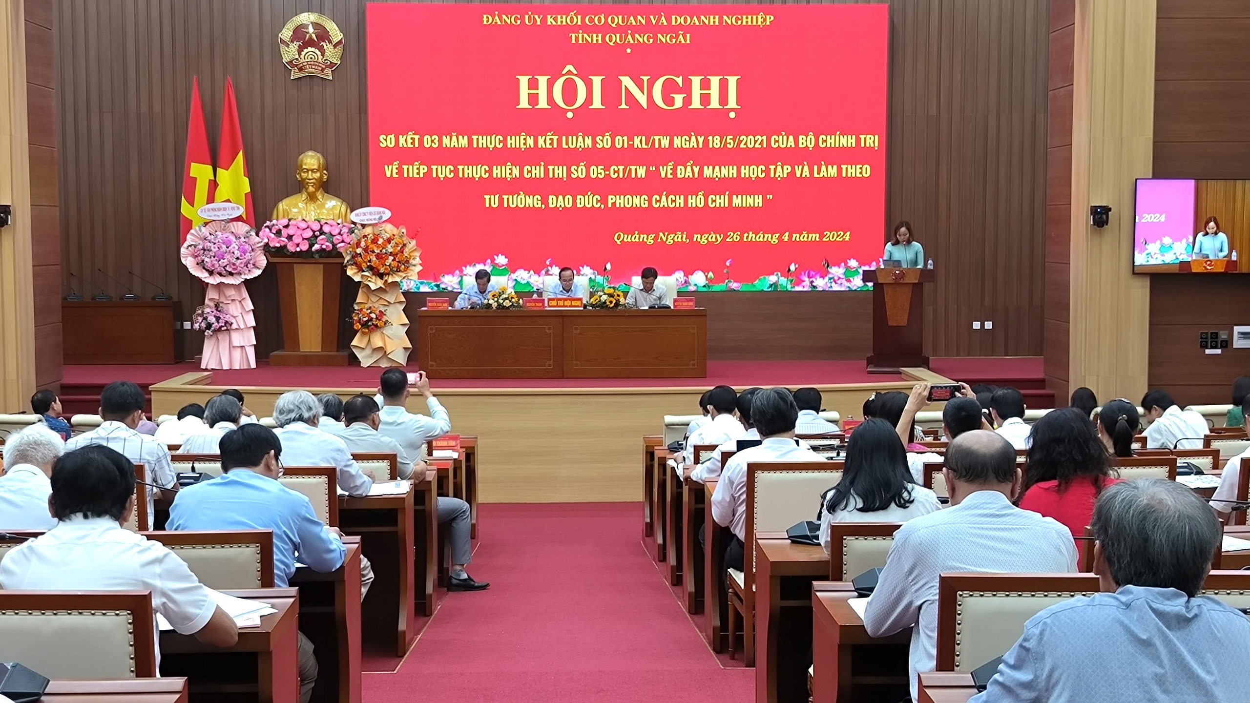 1-quang-canh-hoi-nghi-1714139182.jpg