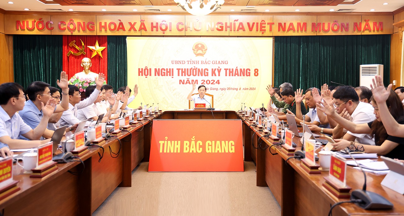 quang-canh-hoi-nghi-anh-duong-thuy-1724680109.jpg