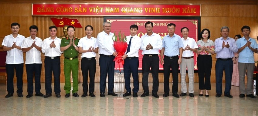 anh-2-vinh-phuc-bo-nhiem-bt-min-1729343735.jpg