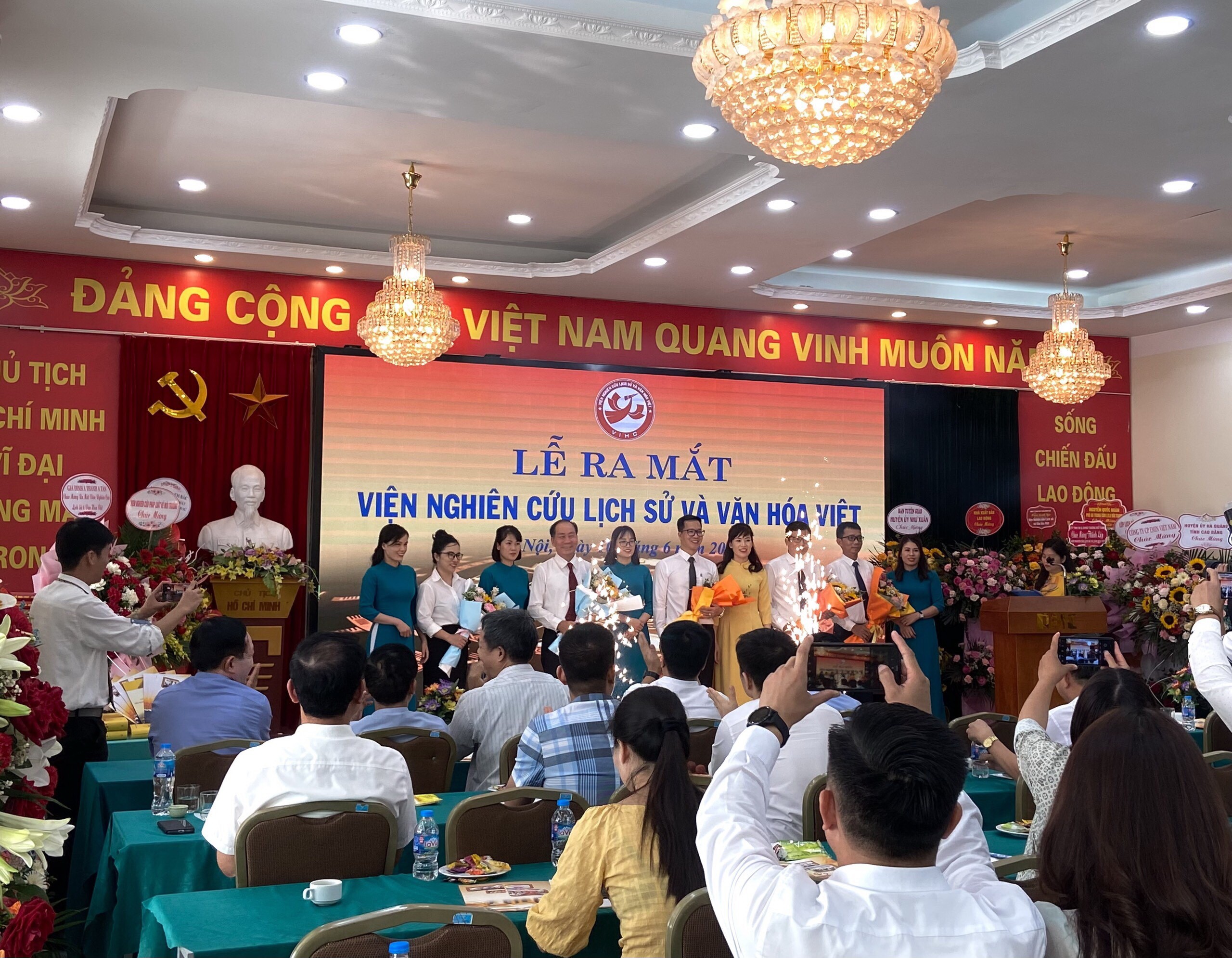 b01-vien-van-hoa-viet-1686452205.jpg