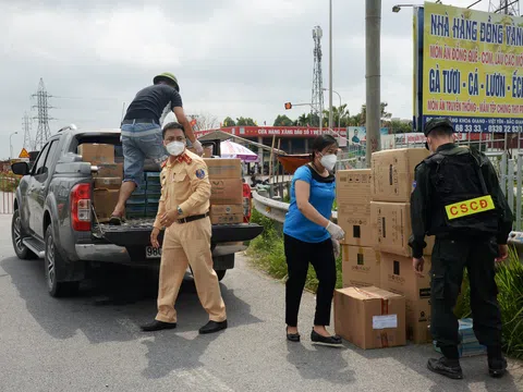 Công an Bắc Giang góp sức trên tuyến đầu phòng chống dịch Covid-19