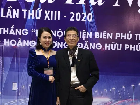 “Yêu những con người thắp sáng lên trí tuệ Việt Nam”