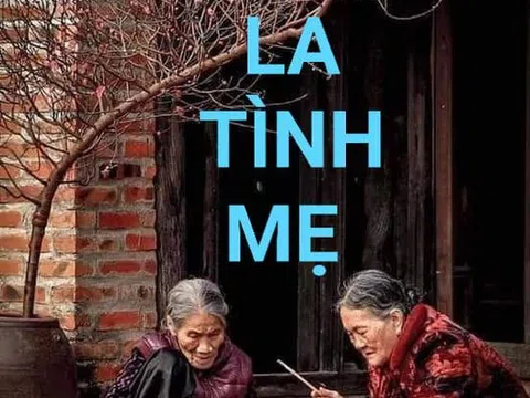 Bao la tình mẹ (tản văn )