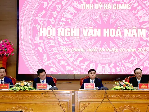 Hà Giang: Xây dựng và phát triển văn hoá, con người đáp ứng yêu cầu phát triển nhanh và bền vững