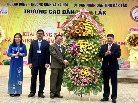 Đổi mới, nâng cao chất lượng đào tạo nghề nghiệp, đưa Trường Cao đẳng Đắk Lắk phát triển xứng tầm