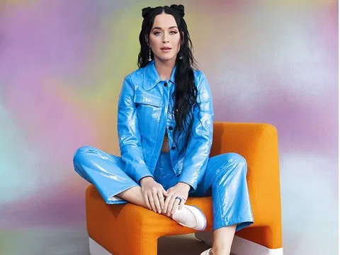 Nữ ca sĩ  nổi tiếng người Mỹ  Katy Perry biểu diễn trong Lễ trao giải VinFuture 2023