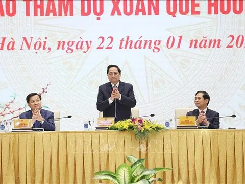 "Cội nguồn Việt Nam luôn hiện hữu trong mỗi trái tim người Việt"