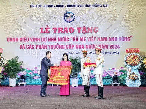 Thành tích xuất sắc của Trường THCS Lê Quý Đôn là tâm huyết của cô Hiệu trưởng và tập thể sư phạm nhà trường