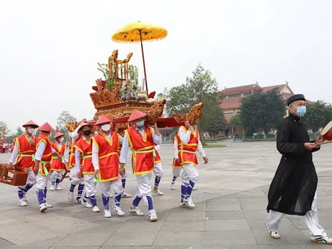 Phú Thọ: Đặc sắc Lễ rước kiệu về Đền Hùng của các xã, phường, thị trấn vùng ven di tích