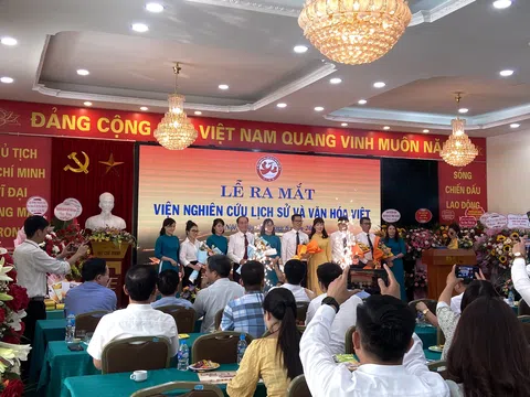 Ra mắt Viện Nghiên cứu Lịch sử và Văn hoá Việt