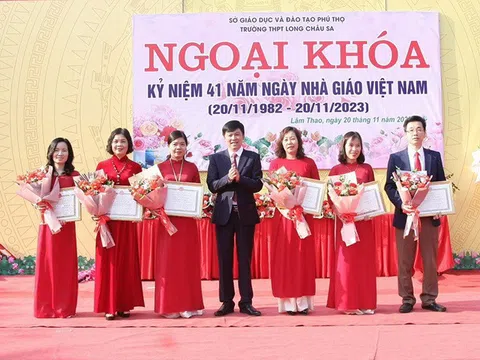 Phú Thọ: Thực hiện Chương trình GDPT 2018 kết hợp “dạy chữ”, “dạy người”, định hướng nghề nghiệp