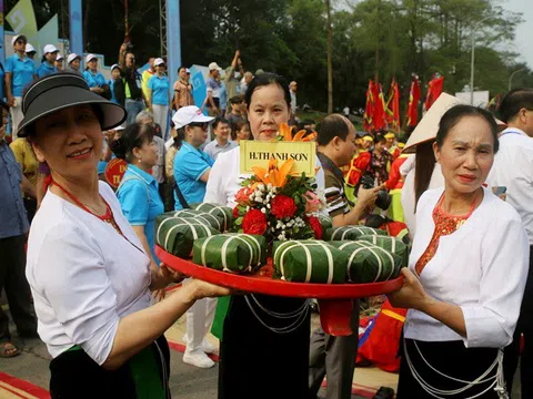 Phú Thọ: Hội thi gói, nấu bánh chưng và giã bánh giầy lần thứ XI năm 2024 dâng cúng Hùng Vương