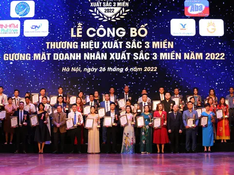 Tôn vinh doanh nghiệp, doanh nhân nỗ lực cống hiến vì cộng đồng