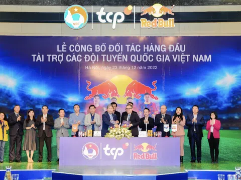 TCP Việt Nam - Red Bull Nhà tài trợ hàng đầu của các Đội tuyển Bóng đá Quốc gia Việt Nam