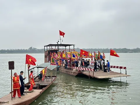 Lễ hội truyền thống làng cổ Bát Tràng: Hành trình khám phá miền di sản và nghệ thuật gốm độc đáo